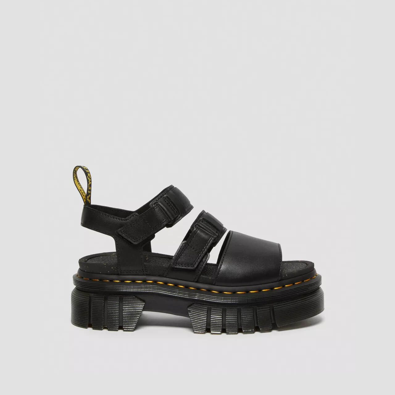 Dámské černé sandály Dr. Martens Ricki 3-Strap