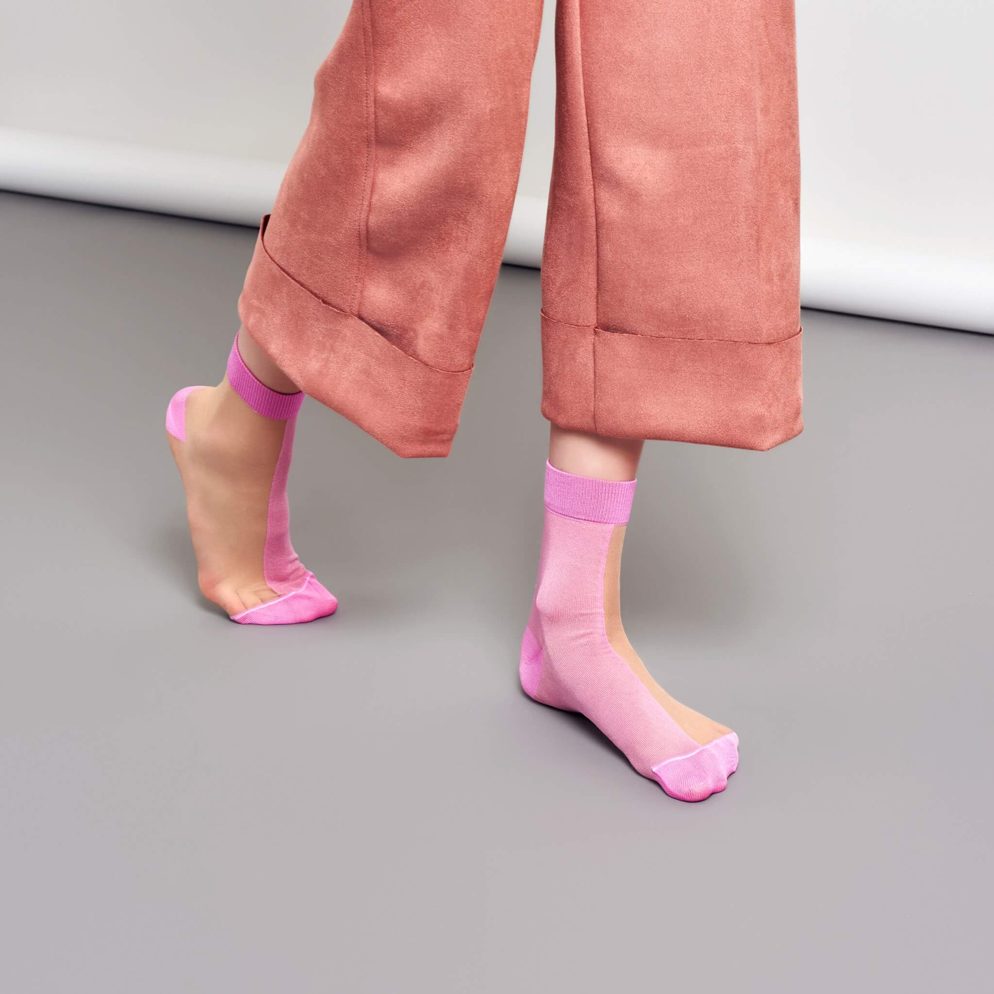 Dámské růžové ponožky Happy Socks Filippa // kolekce Hysteria